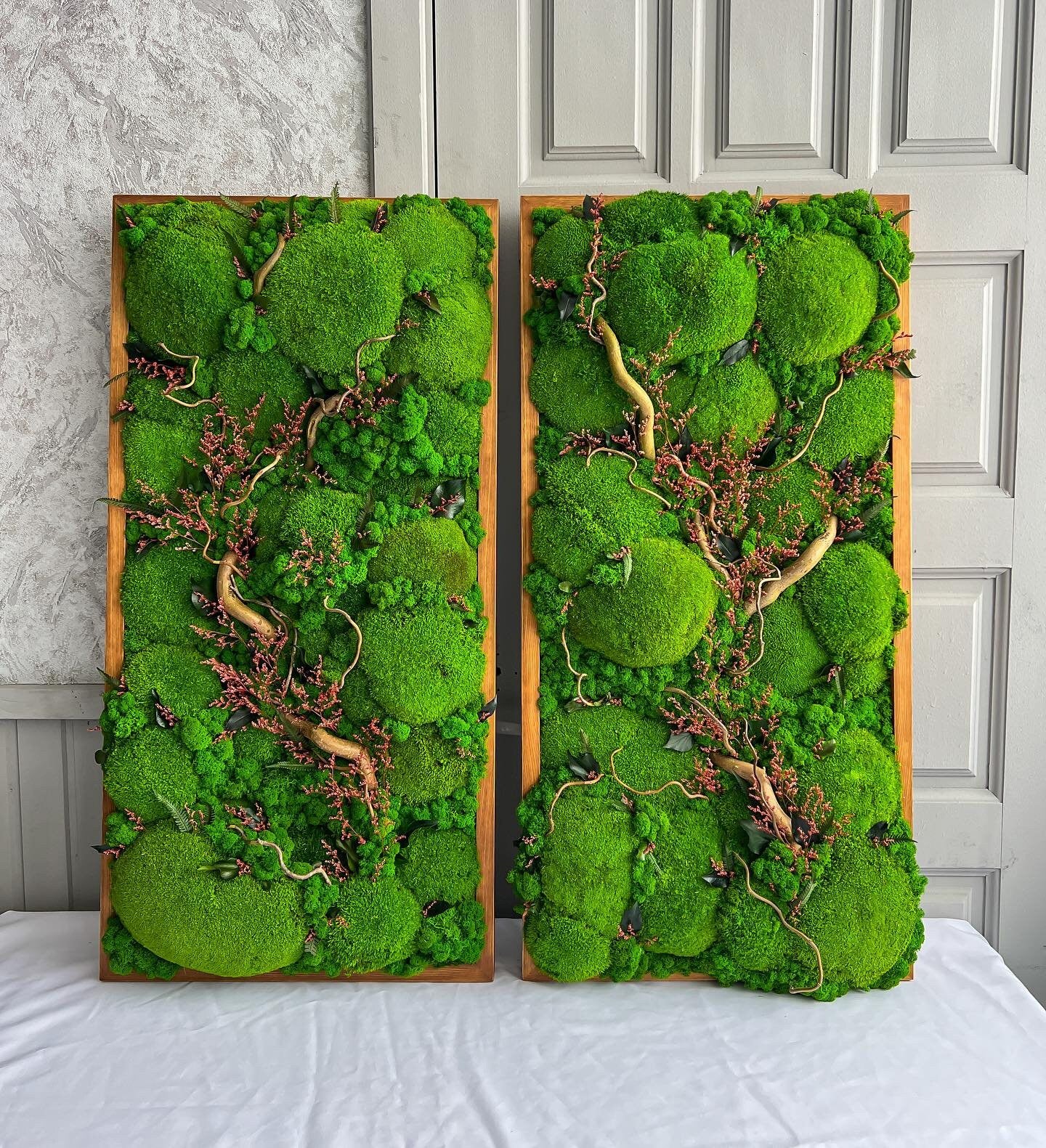 Royal Ball Moss Wall Art Japanese Willow Twisted Branches, Preserved Plant, Unique & Carefree | Various Sizes