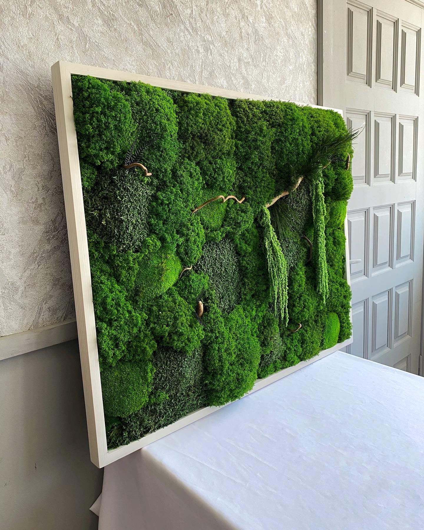 Mystical Moss & Amaranth Fusion Wall Art | Twisted Branches, Rustic Accents | Nature's Beauty for Your Home