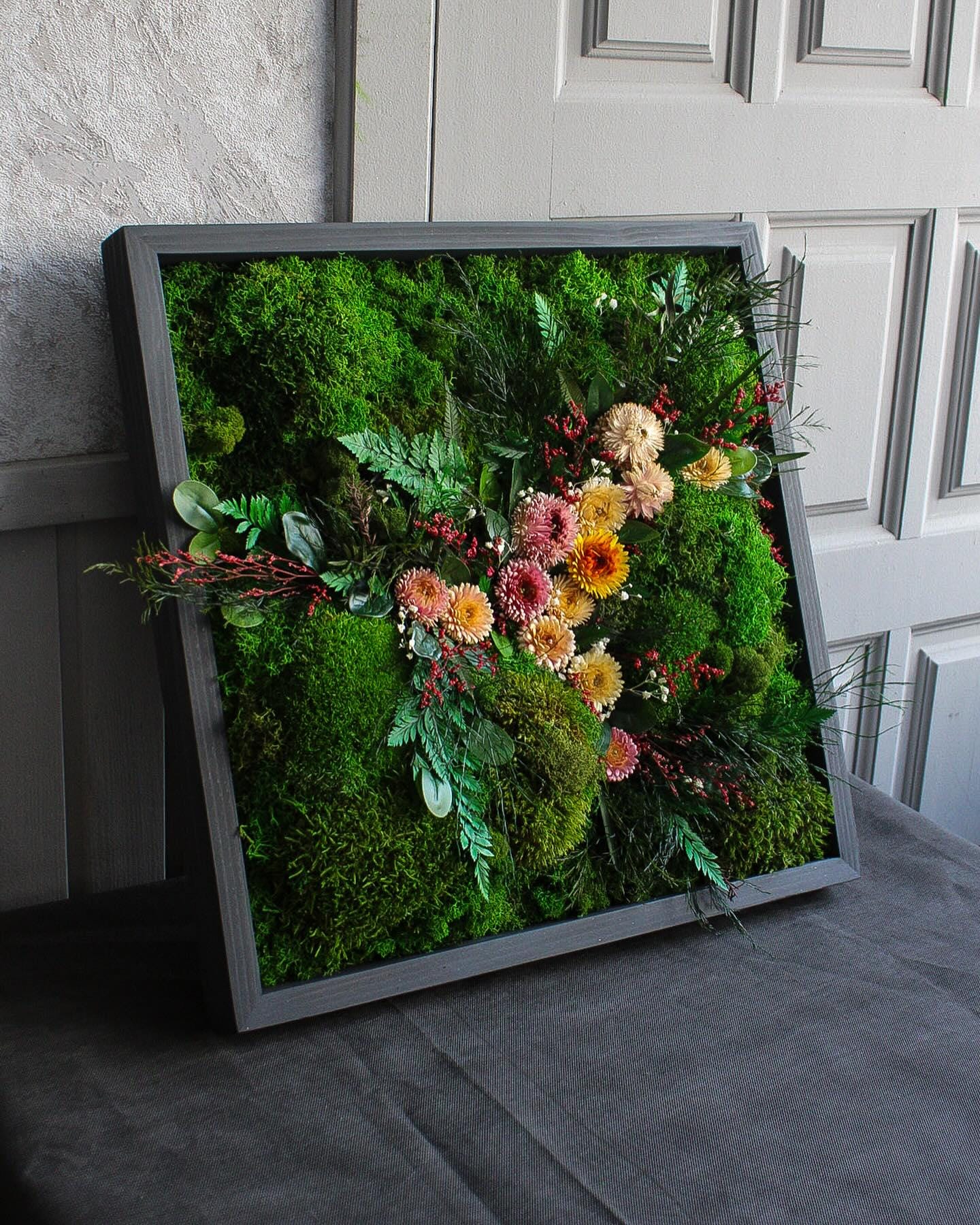 Colorful Moss & Dried Flower Symphony | Lush Ferns Botanical Bliss for Your Space