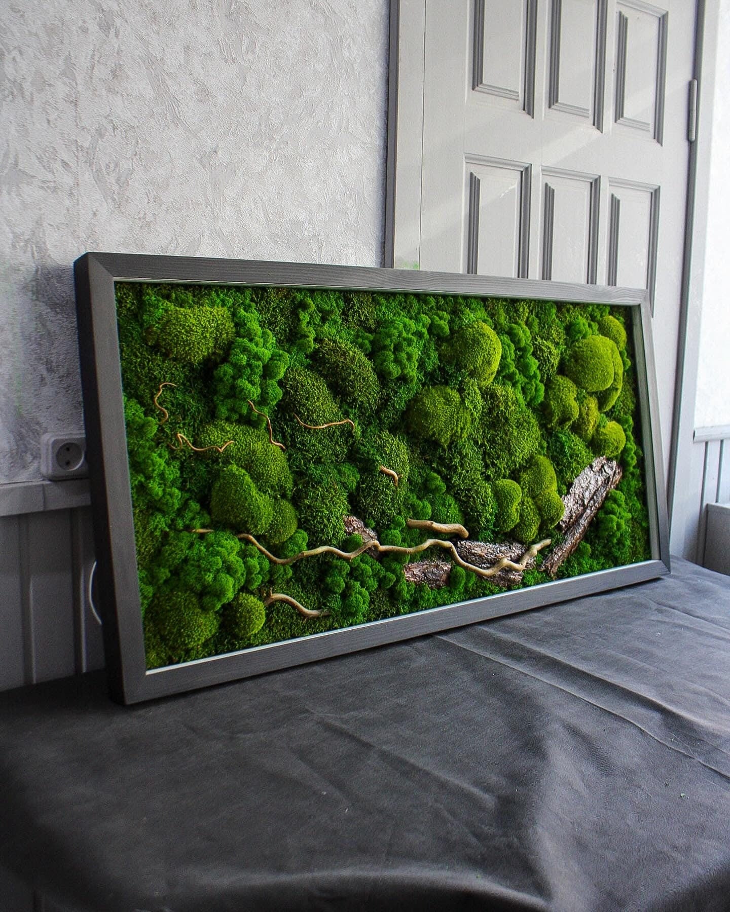 Eco-Friendly Moss Wall Art with Rustic Wood & Branches, Handcrafted Botanical Decor, Preserved Moss Painting, Perfect Nature-Inspired Gift